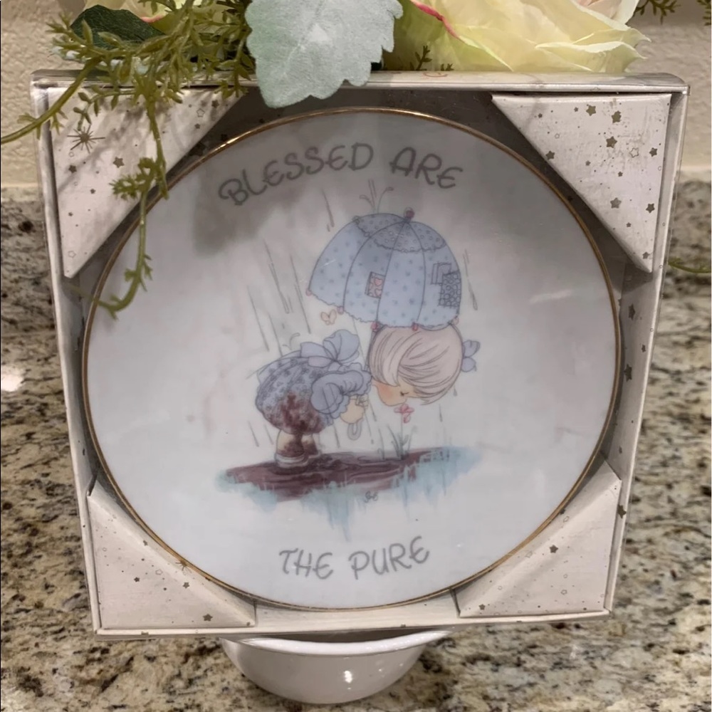 Precious Moments Collectible Plate
